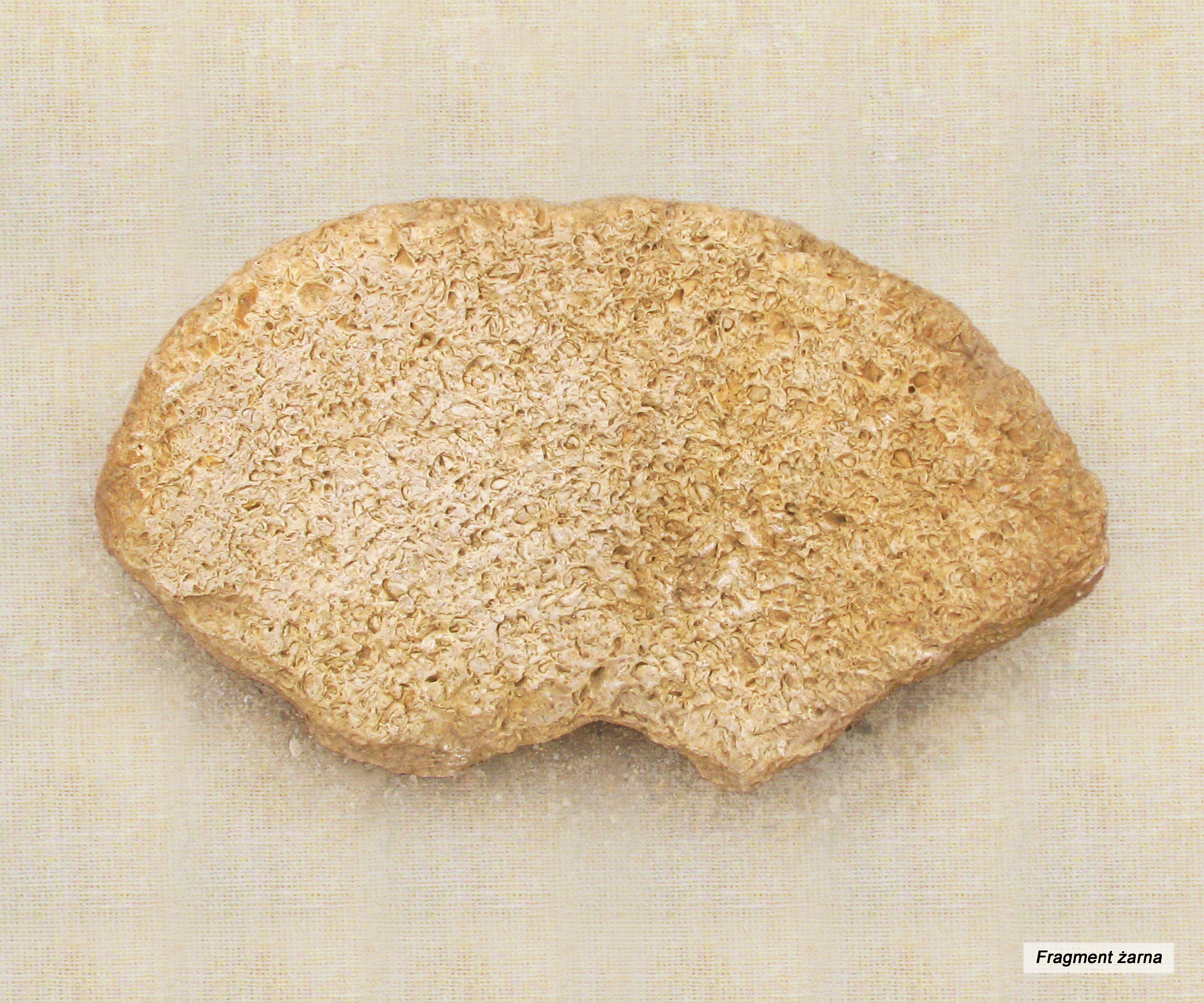 Фрагмент жернова