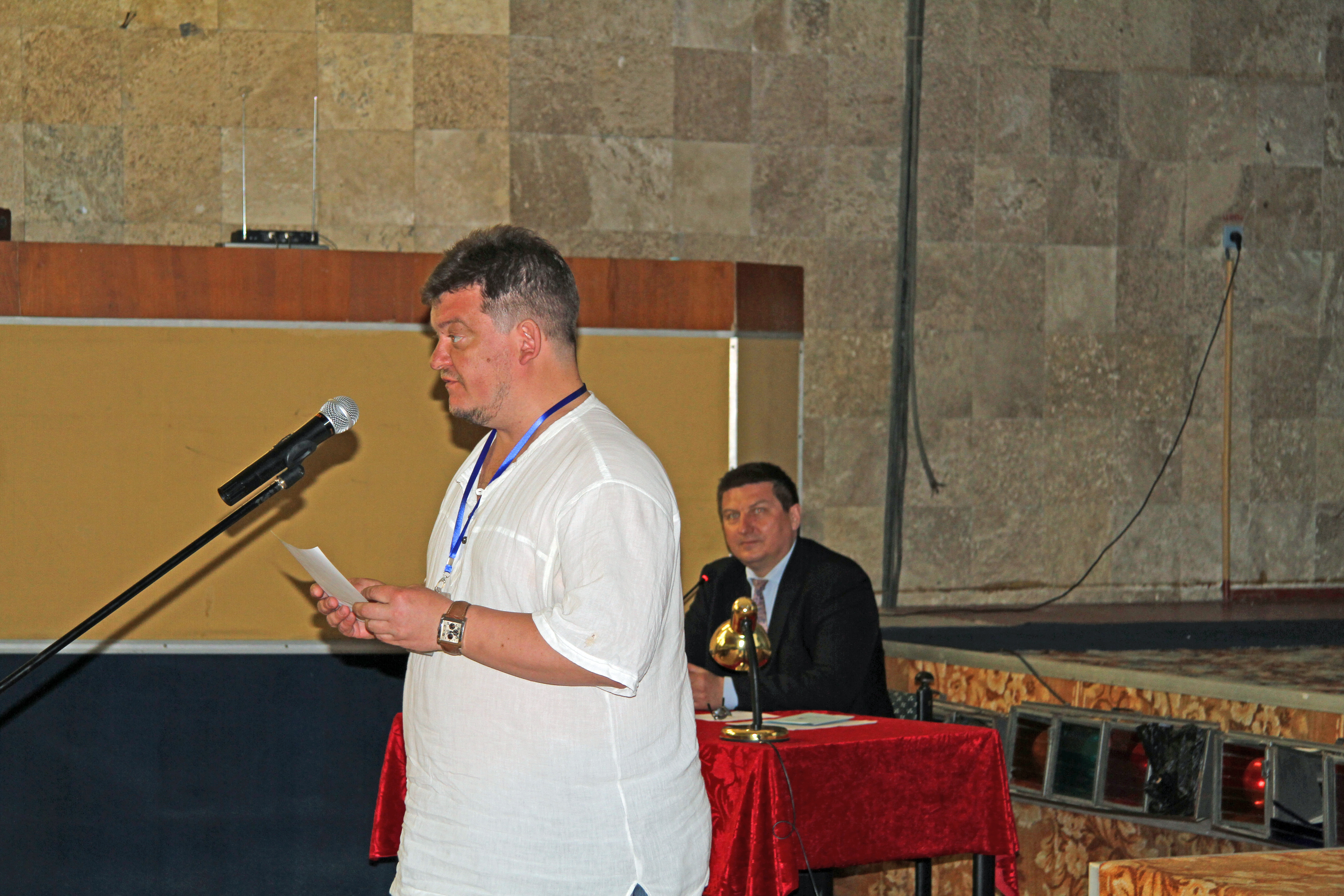 Denis Zhyravlev (PhD, Moscow) at discussion