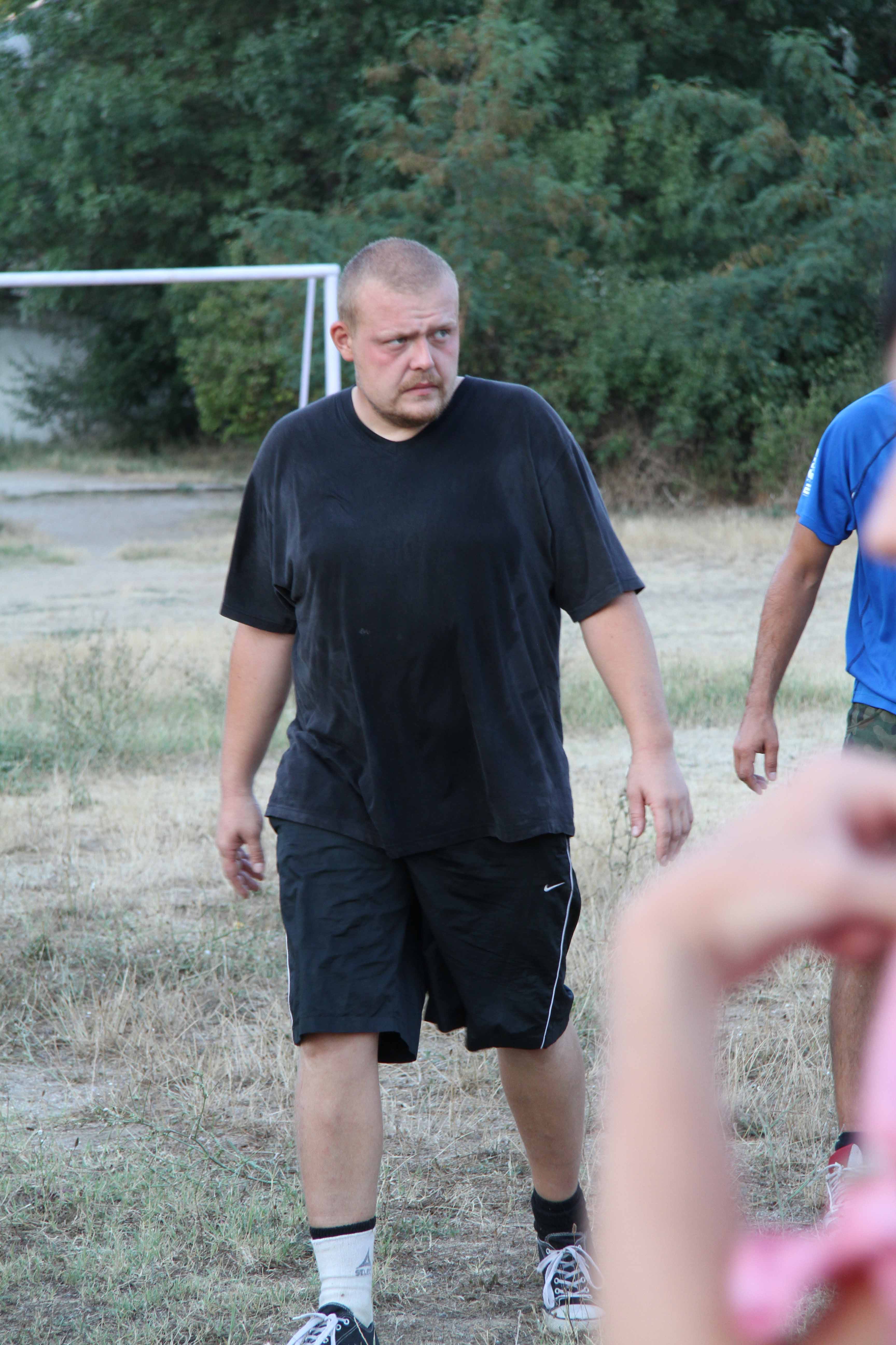 Polski bramkarz - najtwardszy zawodnik na boisku. Poza boiskiem - geodeta. Polski bramkarz - najtwardszy zawodnik na boisku. Poza boiskiem - geodeta.